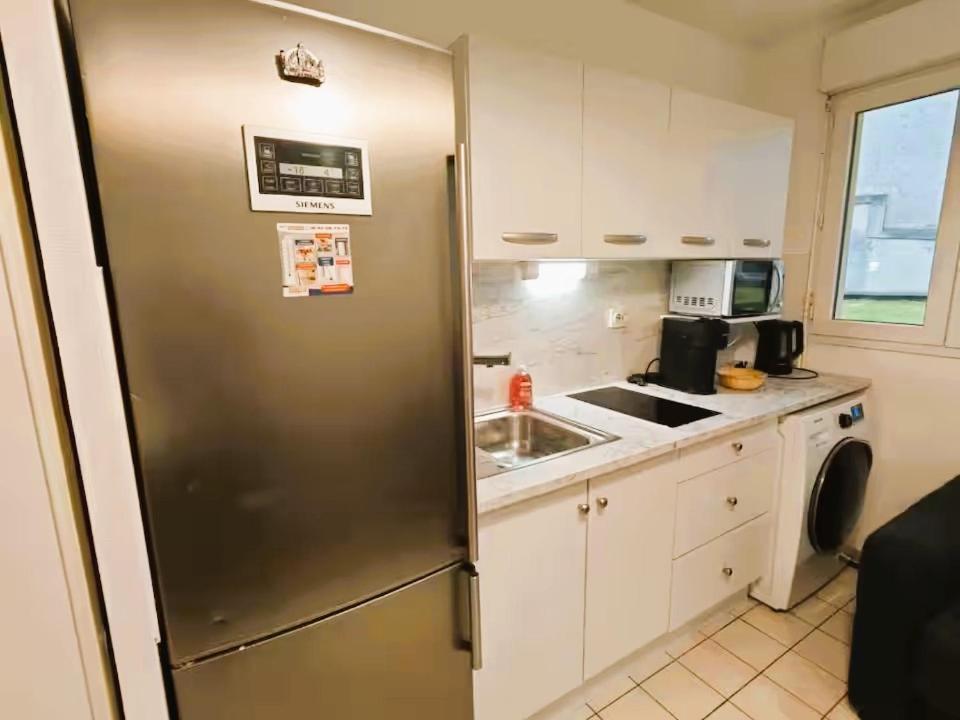 Mini-Studio Avec Kitchenette Ou Chambre Confort Avec Frigo Et Tv - Parking En Option Sur Resa ! Chaville Dış mekan fotoğraf